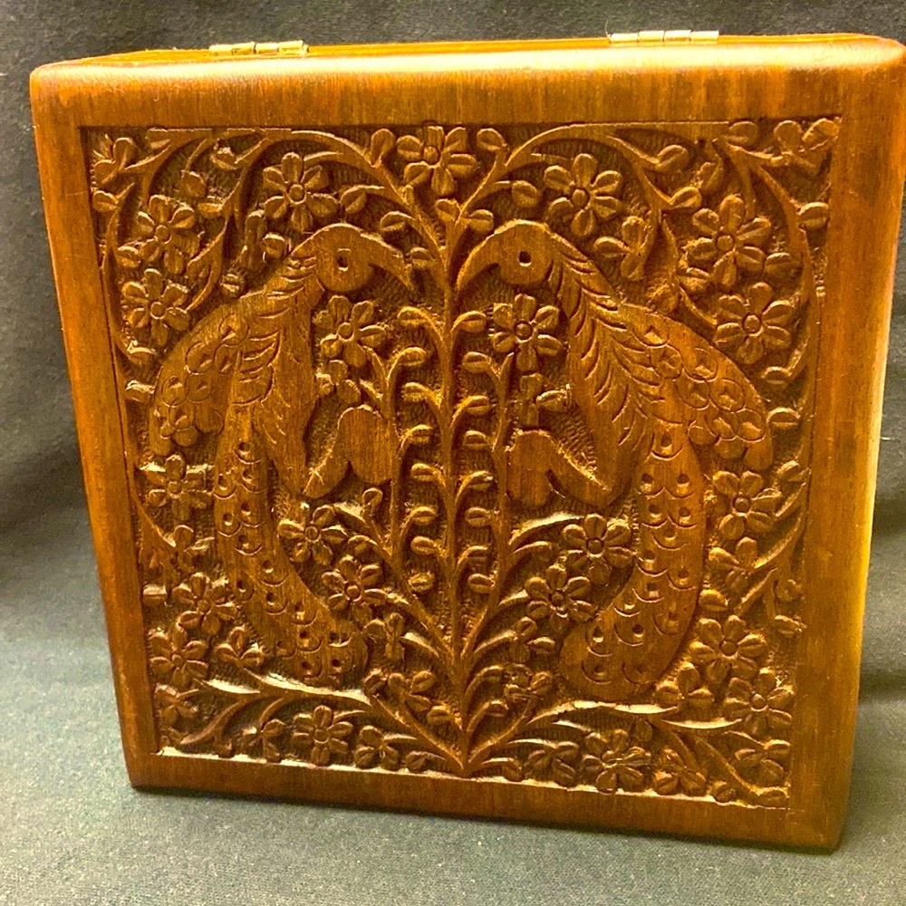 Lady’s Hand Carved Jewelry Box